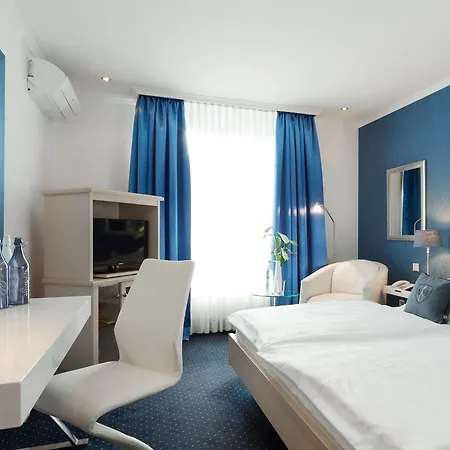 מלון Parkhotel בילפלד