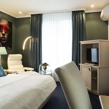 Parkhotel 4*